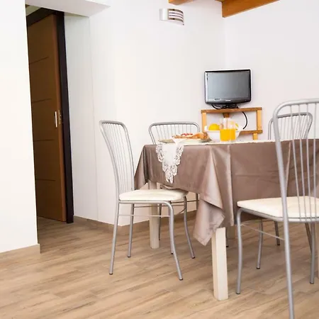 Casa Daniela Apartment
